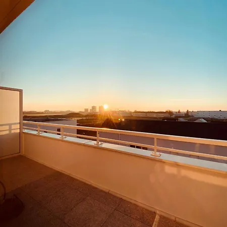 Cozy Direct Access To Paris, Ps5, Fiber Optic