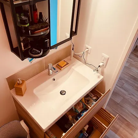 Cozy Direct Access To Paris, Ps5, Fiber Optic
